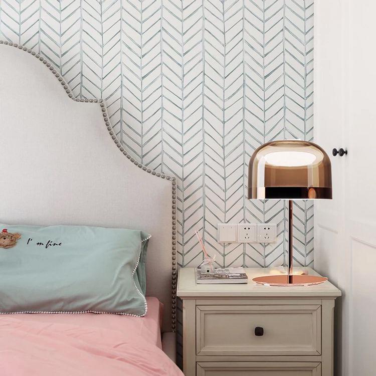 Italian Style Modern Minimalist Metal Table Lamp