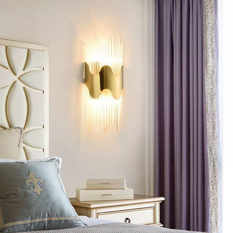 Vintage Crystal Wall Lamp - Image 4