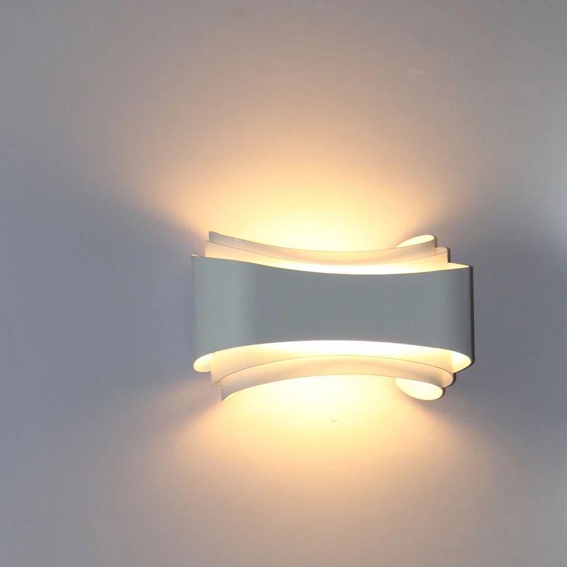 Modern Decorative Double-shaded LED Wall Lamp
