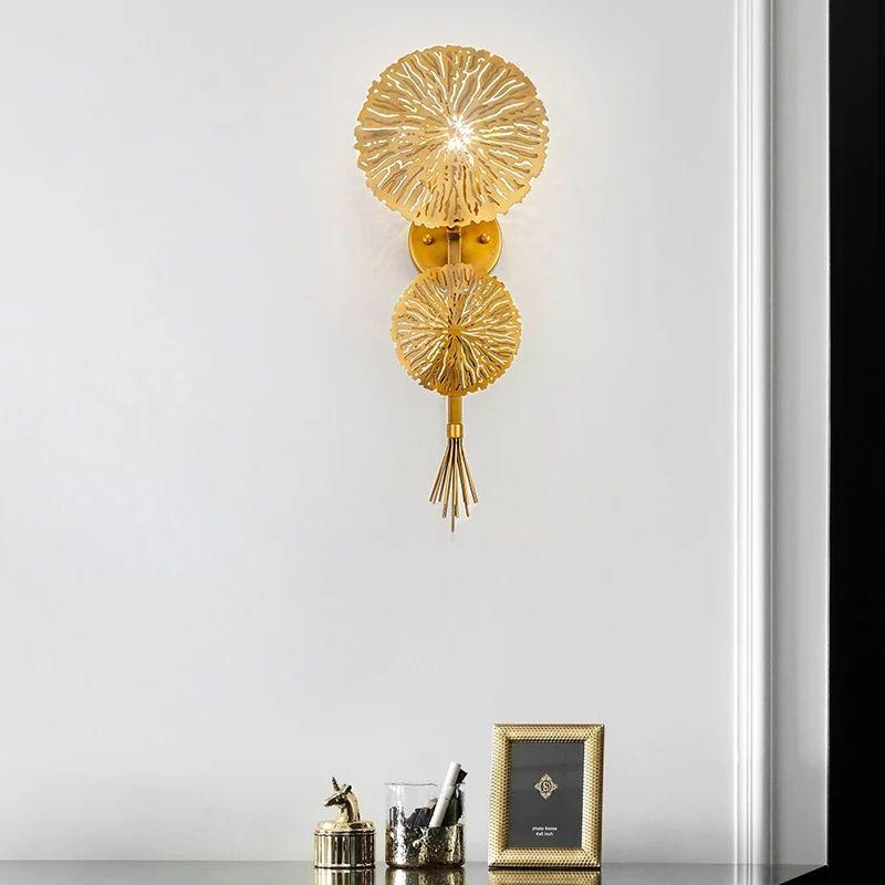 Fancy Gold LED Wall Light - Image 3