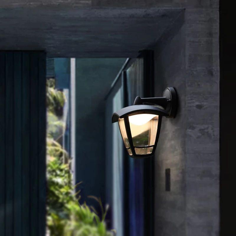 Outdoor Die-Cast Aluminum Wall Lamp