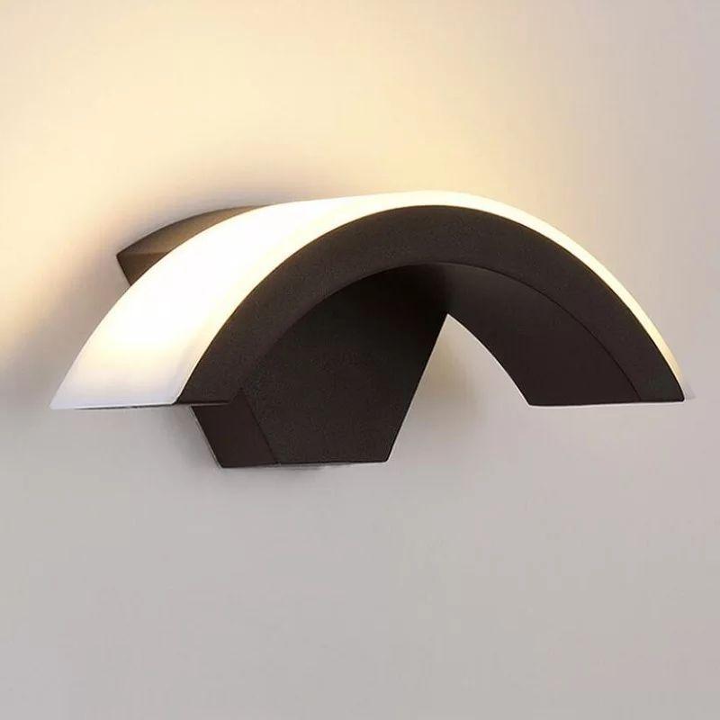Modern Curved Wall Lamp - Image 8