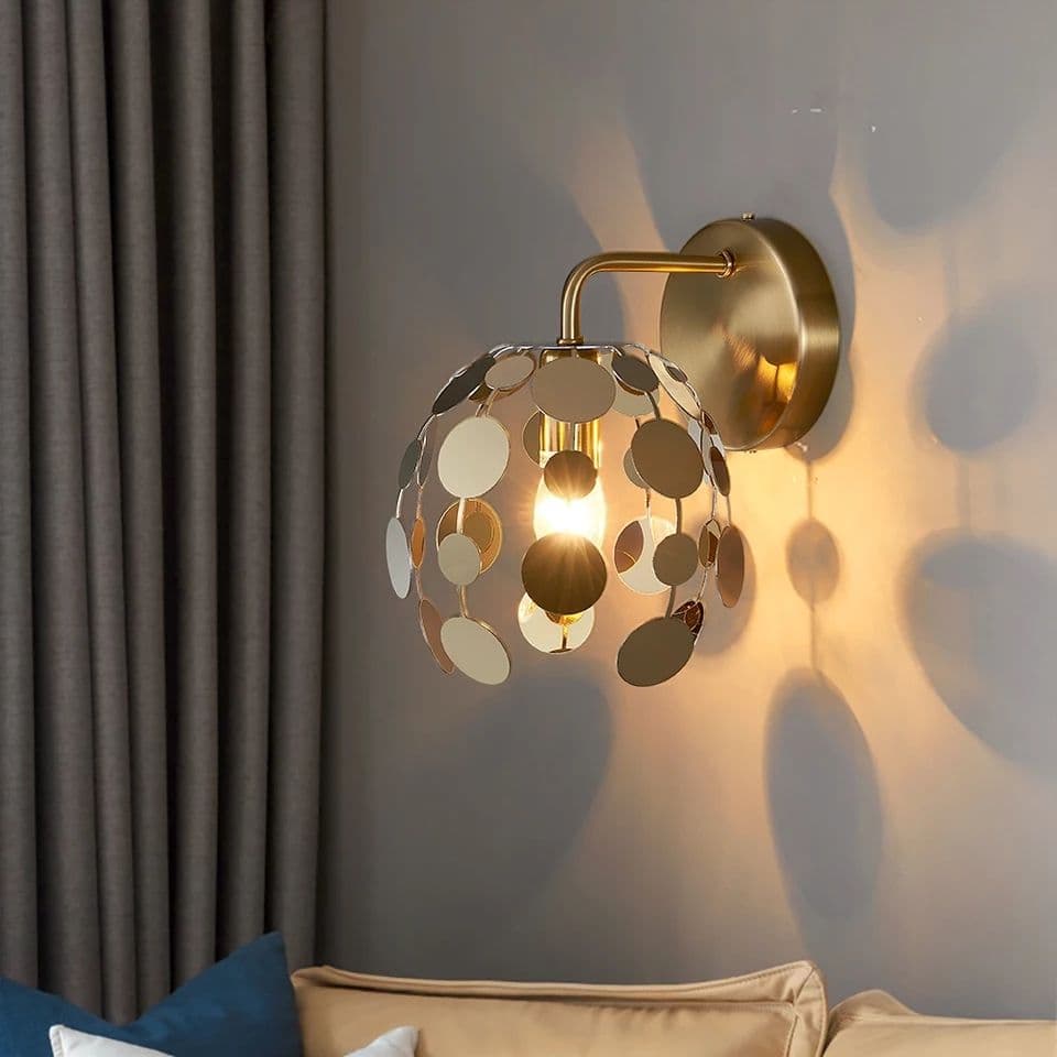 Modern Gold Wall Lamp - Image 4