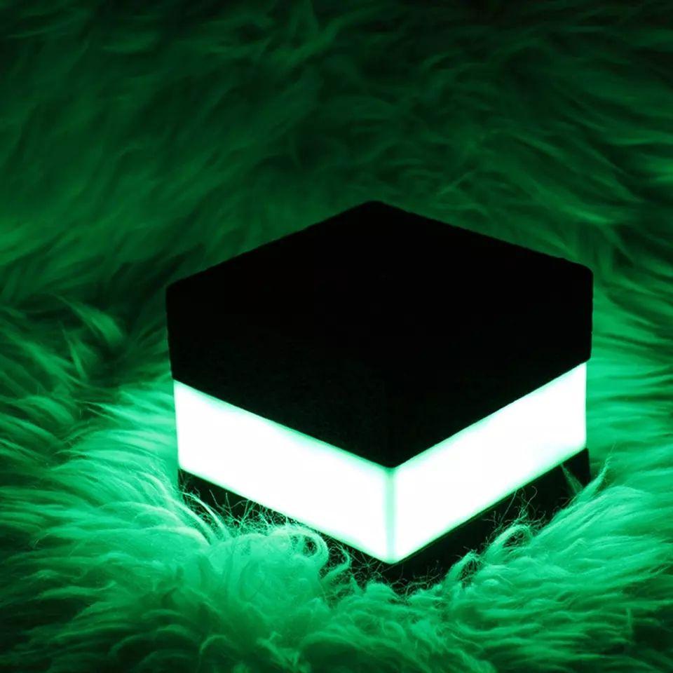 Creative Outdoor Stone Design Garden LED Lamp - Image 3